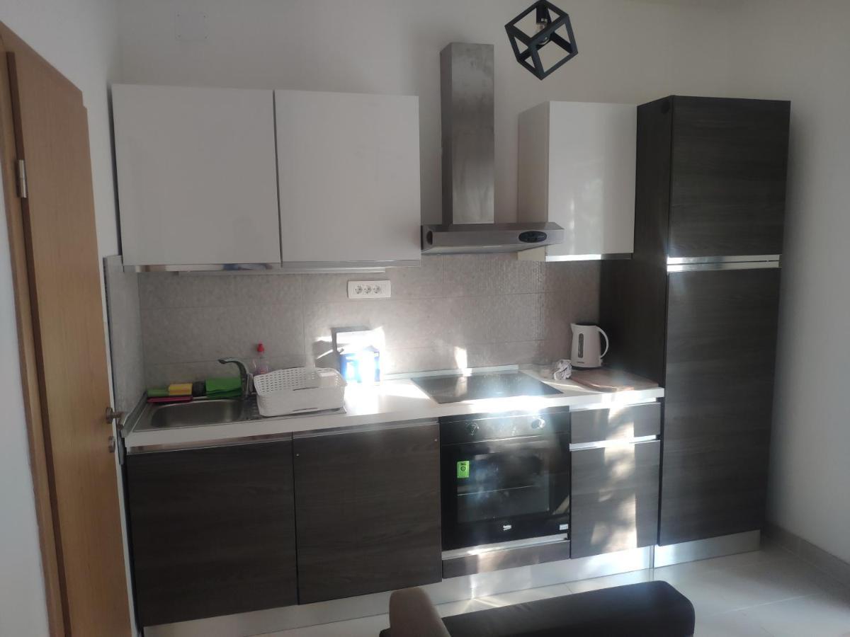 Apartment Tome Biograd Na Moru Exterior foto